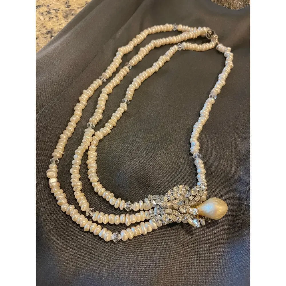 Necklace Pearl necklace vintage hand, beaded strong with crystals, vintage